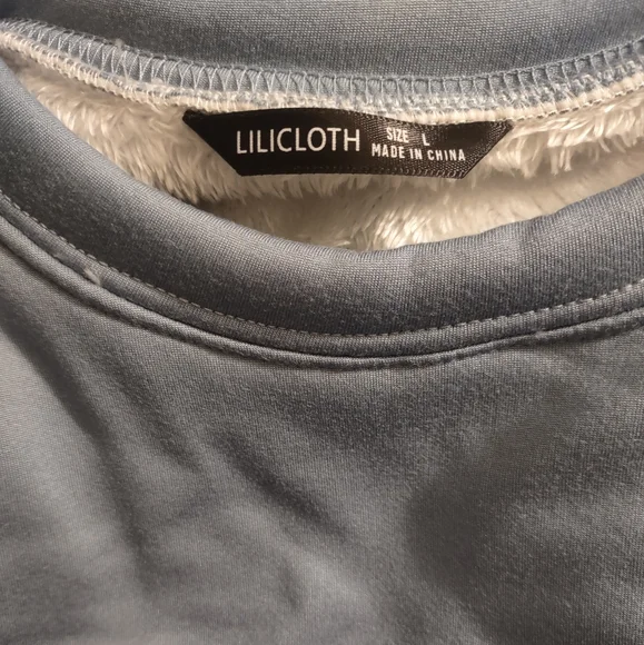 Fuzzy sweatshirt - Picture 5 of 6